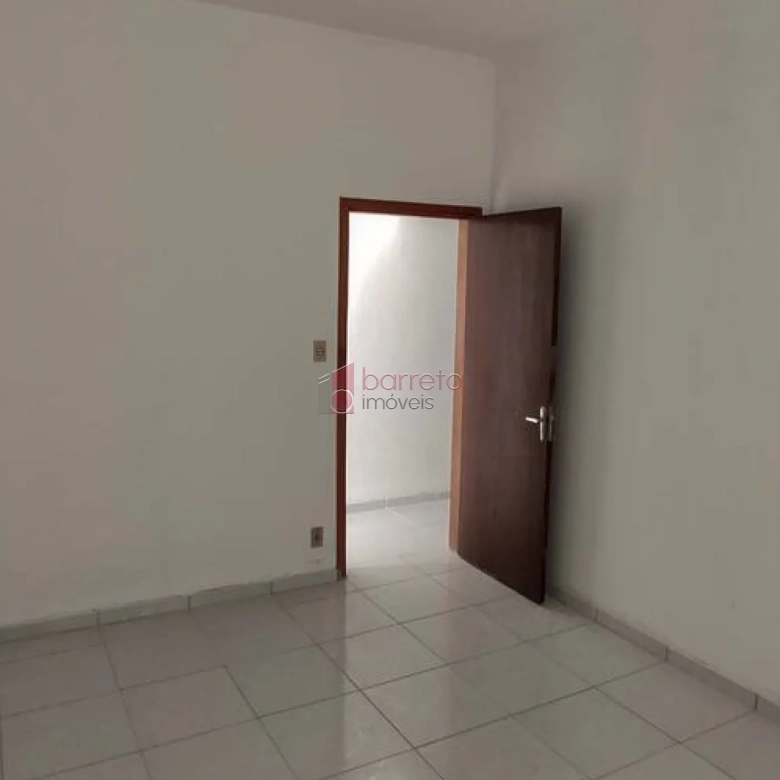 APARTAMENTO À VENDA NO CONDOMÍNIO ANTONIO FARINA NO CENTRO DE JUNDIAÍ/SP