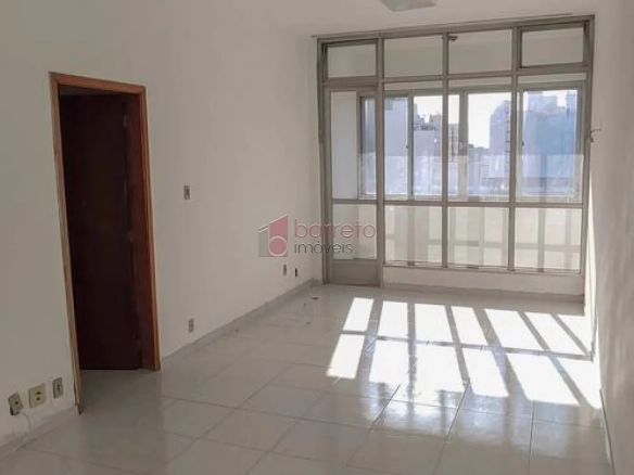 APARTAMENTO À VENDA NO CONDOMÍNIO ANTONIO FARINA NO CENTRO DE JUNDIAÍ/SP