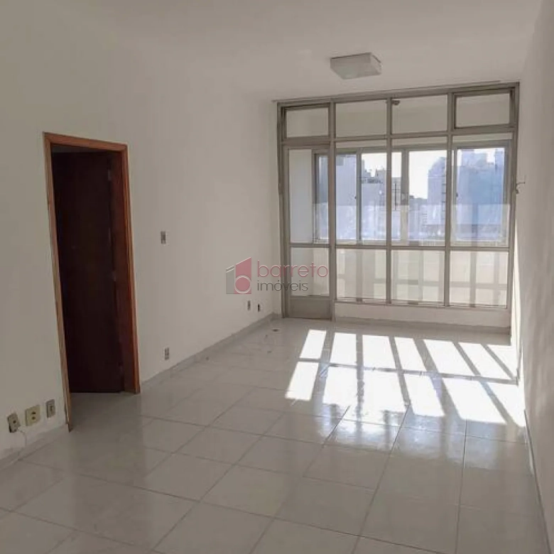 APARTAMENTO À VENDA NO CONDOMÍNIO ANTONIO FARINA NO CENTRO DE JUNDIAÍ/SP
