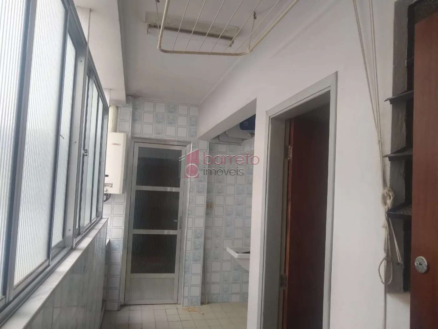 APARTAMENTO À VENDA NO CONDOMÍNIO ANTONIO FARINA NO CENTRO DE JUNDIAÍ/SP