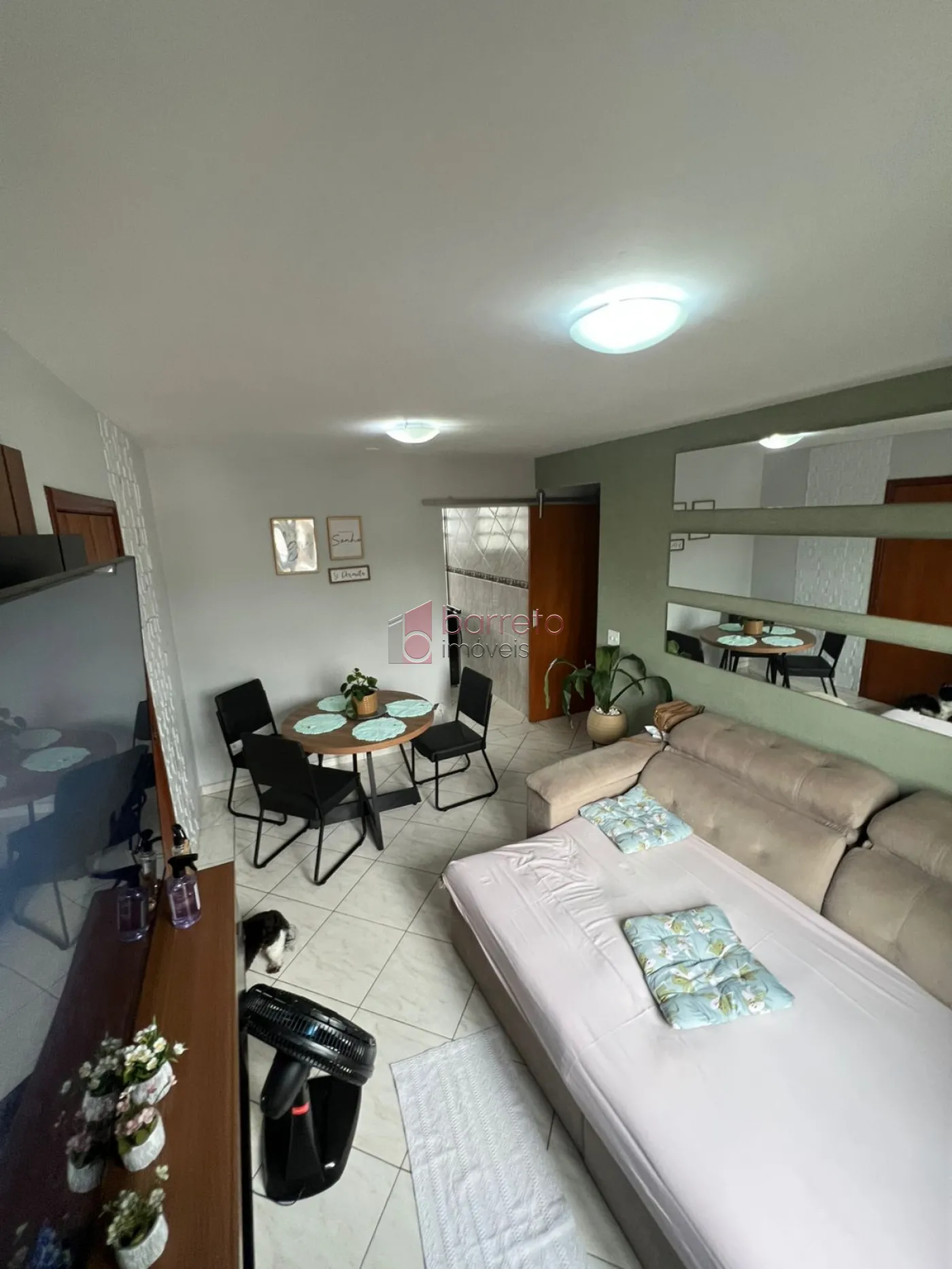 APARTAMENTO À VENDA NO CONDOMÍNIO JARDIM FIGUEIRAS EM JUNDIAÍ/SP