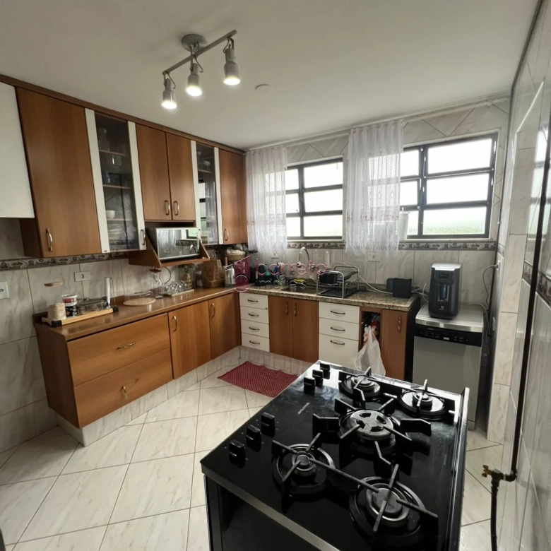 APARTAMENTO À VENDA NO CONDOMÍNIO JARDIM FIGUEIRAS EM JUNDIAÍ/SP