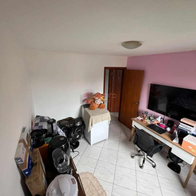 APARTAMENTO À VENDA NO CONDOMÍNIO JARDIM FIGUEIRAS EM JUNDIAÍ/SP