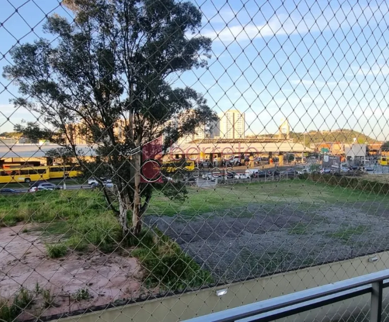 APARTAMENTO COM DOIS QUARTOS À VENDA NO CONDOMÍNIO QUEFREN EM JUNDIAÍ/SP