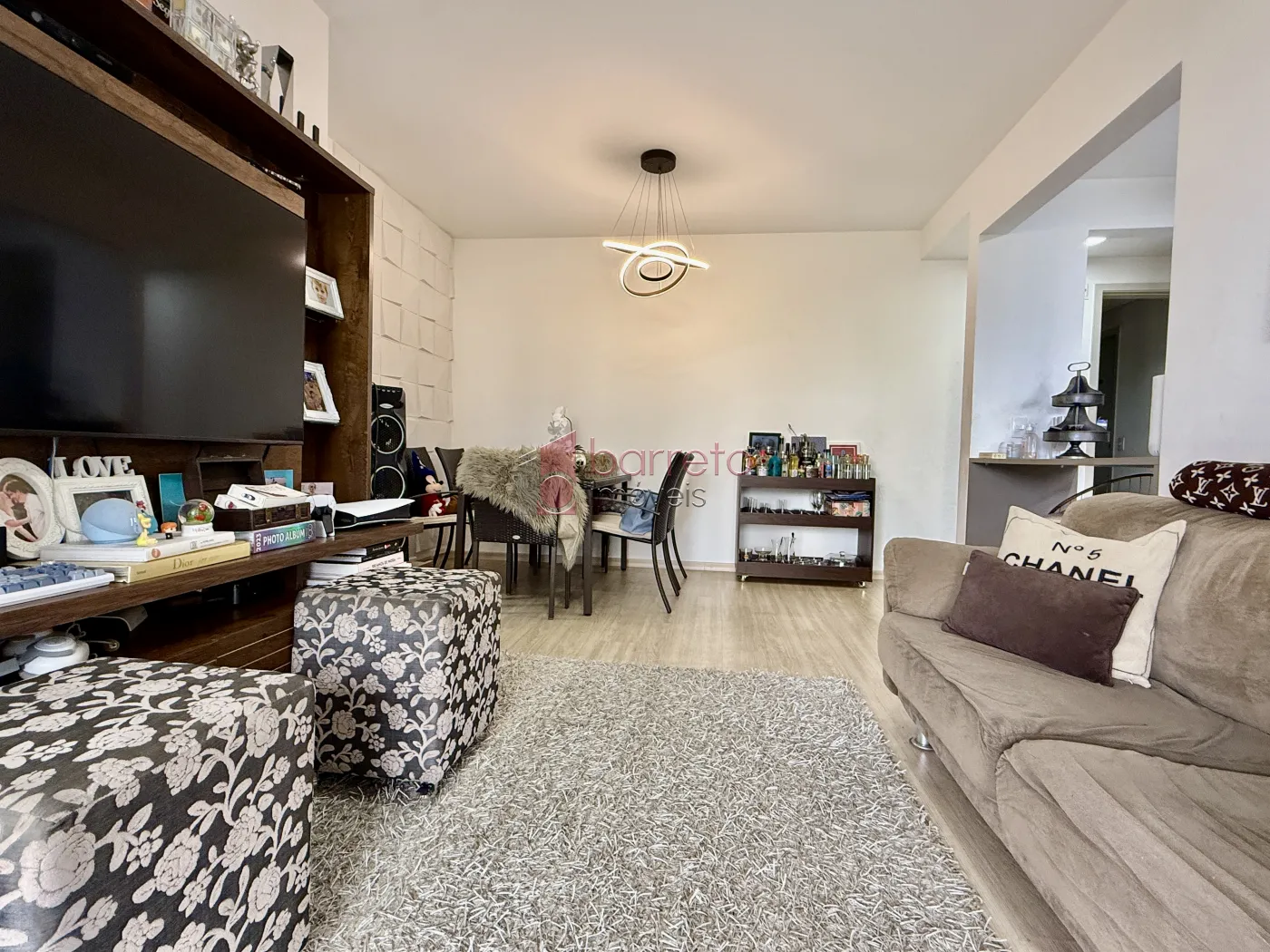 APARTAMENTO À VENDA NO CONDOMÍNIO SONETO – BAIRRO ENGORDADOURO EM JUNDIAÍ/SP