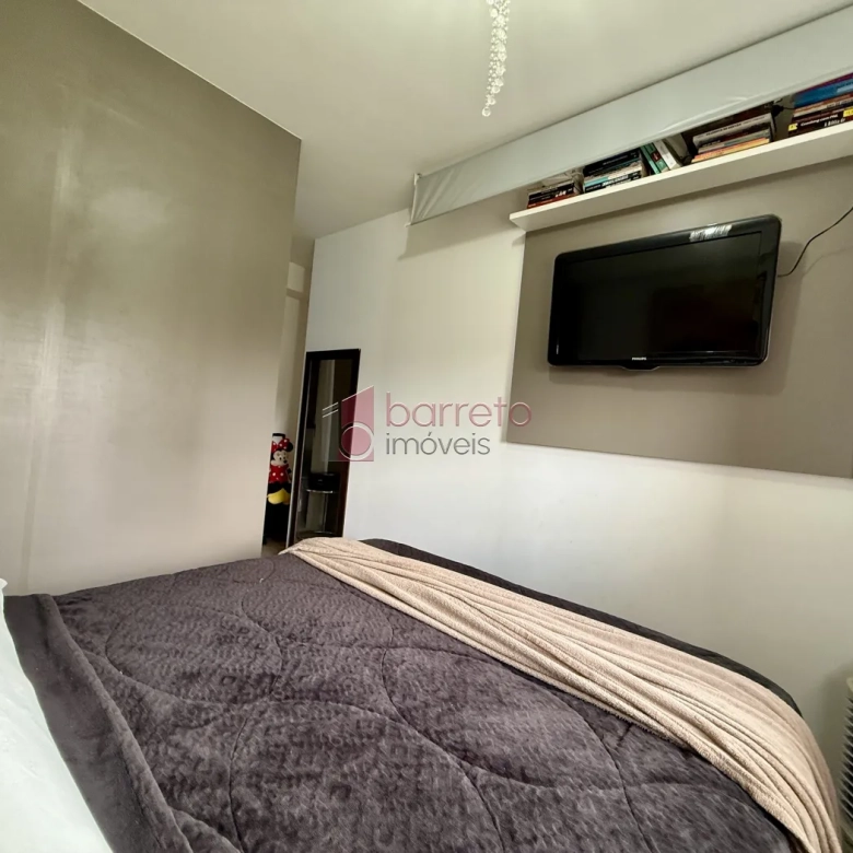 APARTAMENTO À VENDA NO CONDOMÍNIO SONETO – BAIRRO ENGORDADOURO EM JUNDIAÍ/SP