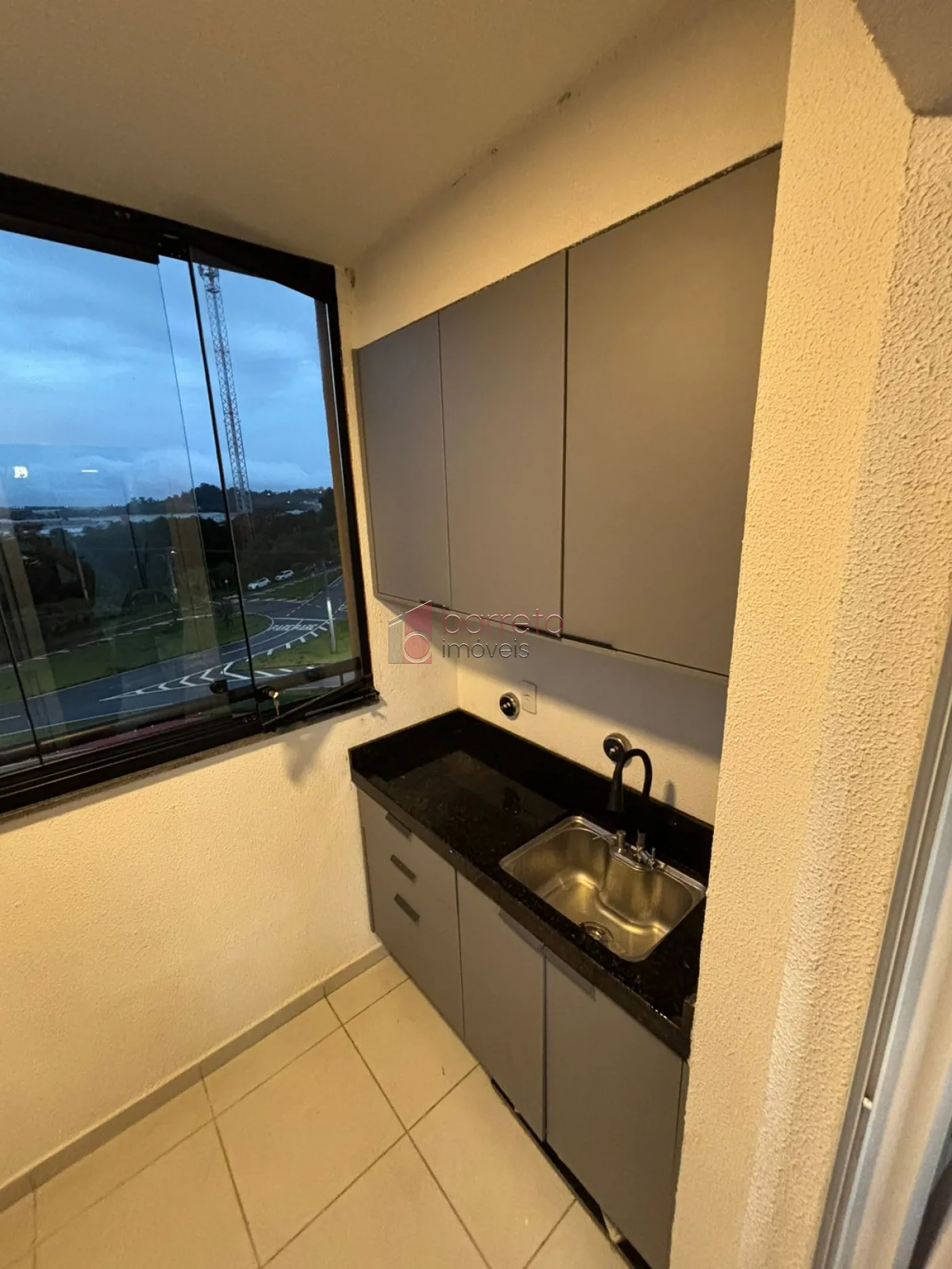 APARTAMENTO À VENDA NO CONDOMÍNIO LIFE RESIDENCIAL EM JUNDIAÍ/SP