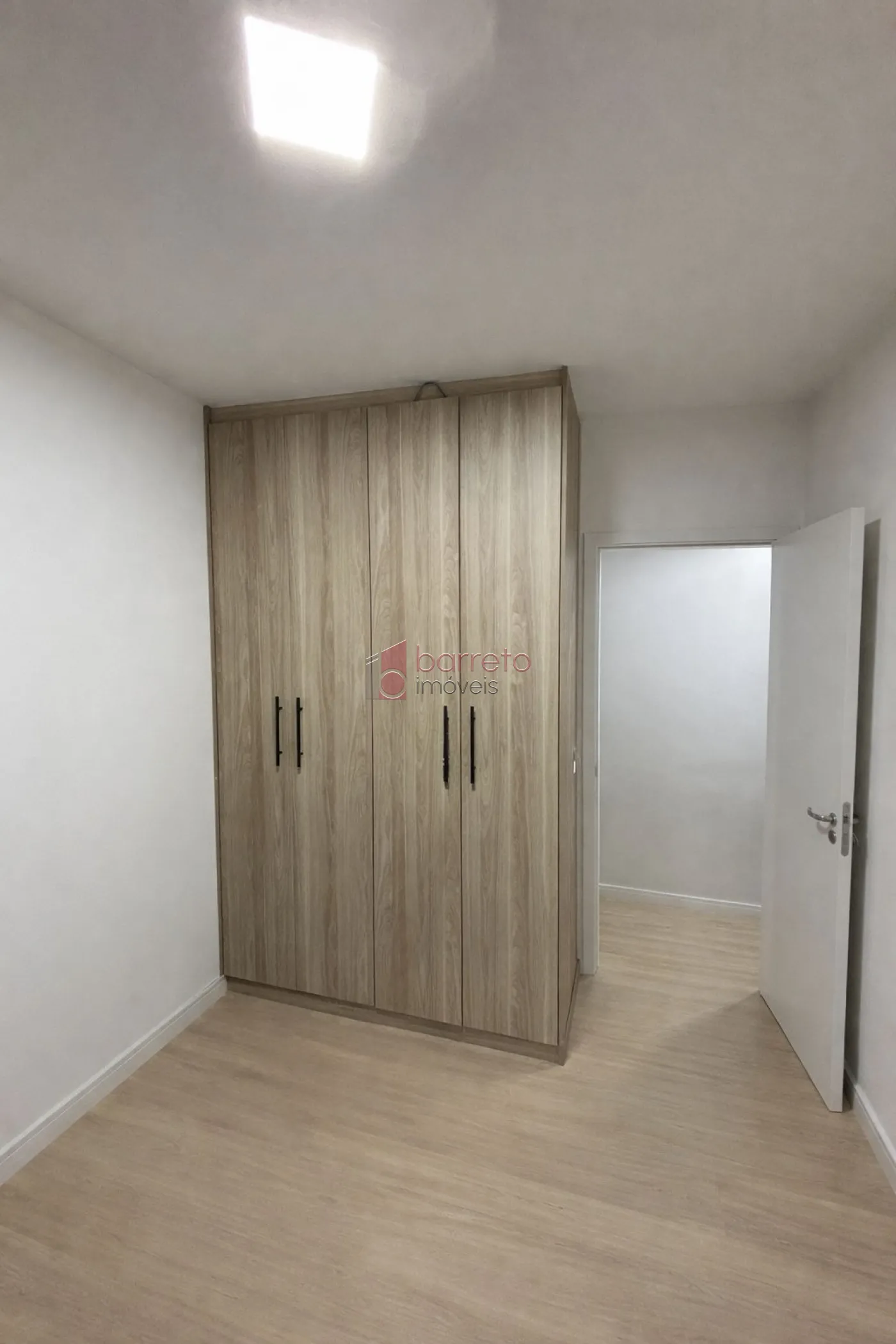 APARTAMENTO À VENDA NO CONDOMÍNIO LIFE RESIDENCIAL EM JUNDIAÍ/SP