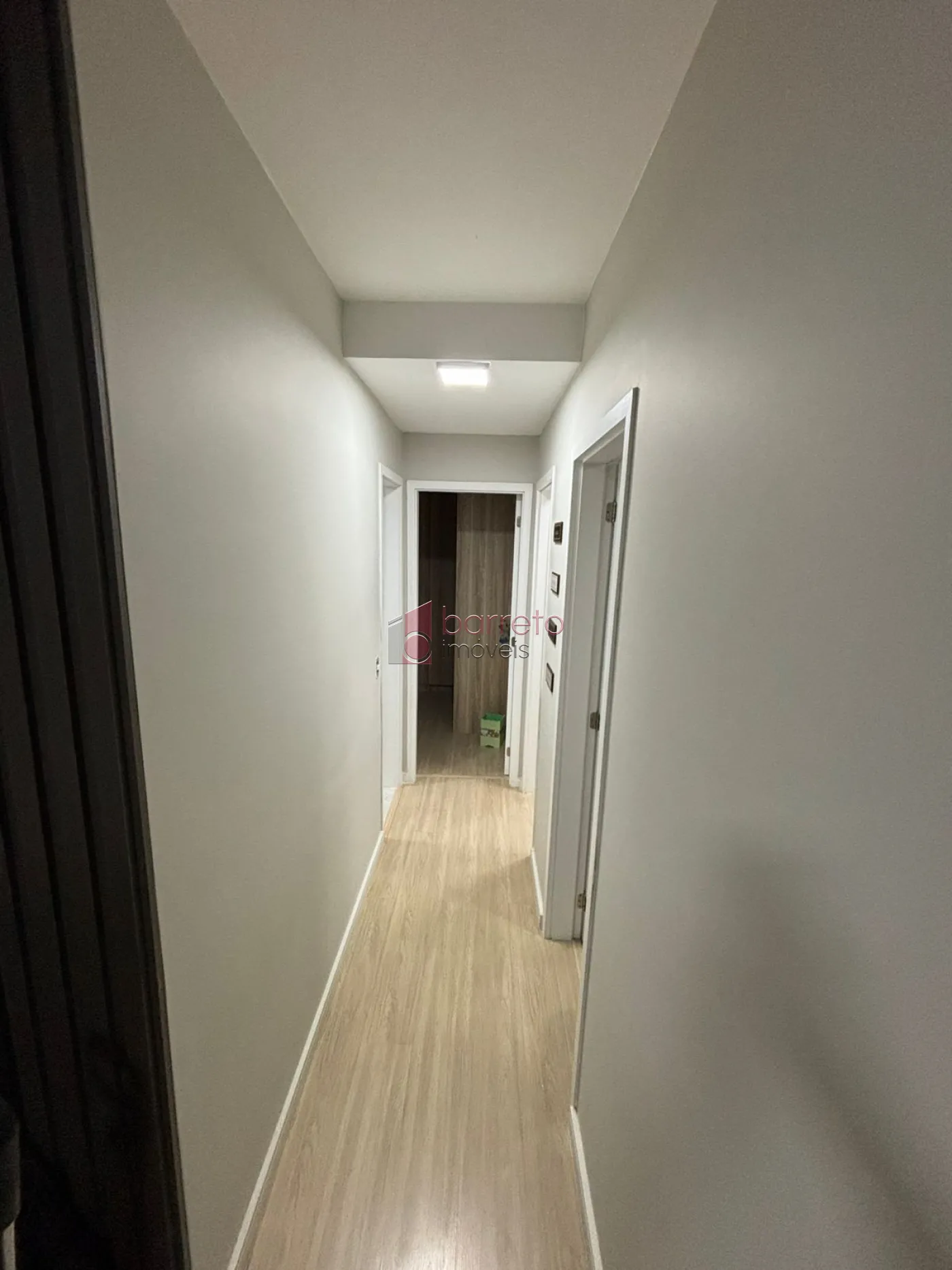 APARTAMENTO À VENDA NO CONDOMÍNIO LIFE RESIDENCIAL EM JUNDIAÍ/SP