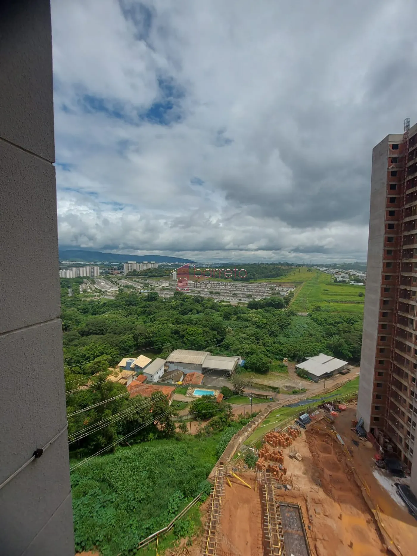 APARTAMENTO À VENDA NO CONDOMÍNIO RESORT PRIME SANTA ÂNGELA – BAIRRO ENGORDADOURO – JUNDIAÍ/SP