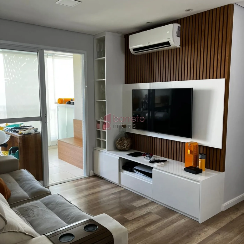 APARTAMENTO MOBILIADO À VENDA NO CONDOMÍNIO SONETO – BAIRRO ENGORDADOURO EM JUNDIAÍ/SP