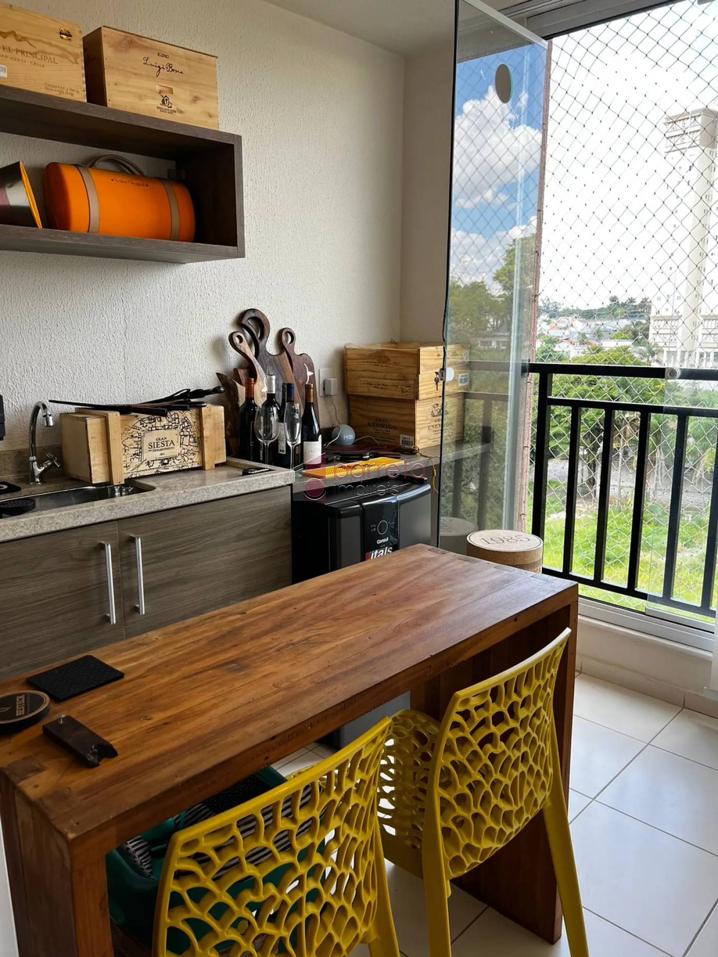 APARTAMENTO MOBILIADO À VENDA NO CONDOMÍNIO SONETO – BAIRRO ENGORDADOURO EM JUNDIAÍ/SP
