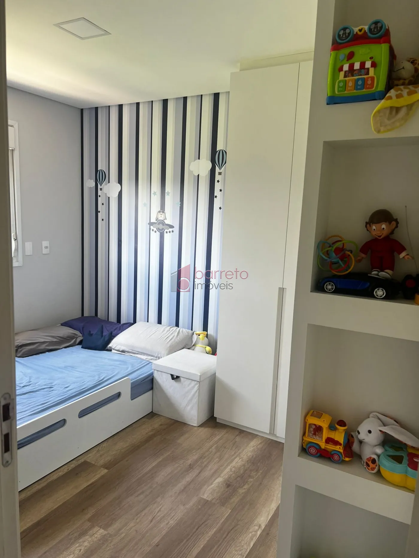 APARTAMENTO MOBILIADO À VENDA NO CONDOMÍNIO SONETO – BAIRRO ENGORDADOURO EM JUNDIAÍ/SP