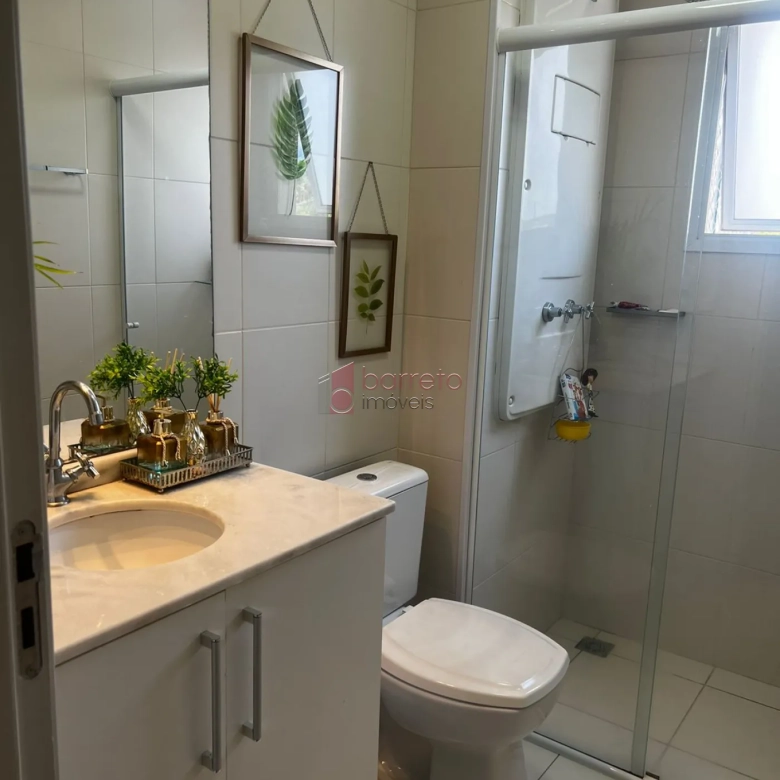 APARTAMENTO MOBILIADO À VENDA NO CONDOMÍNIO SONETO – BAIRRO ENGORDADOURO EM JUNDIAÍ/SP