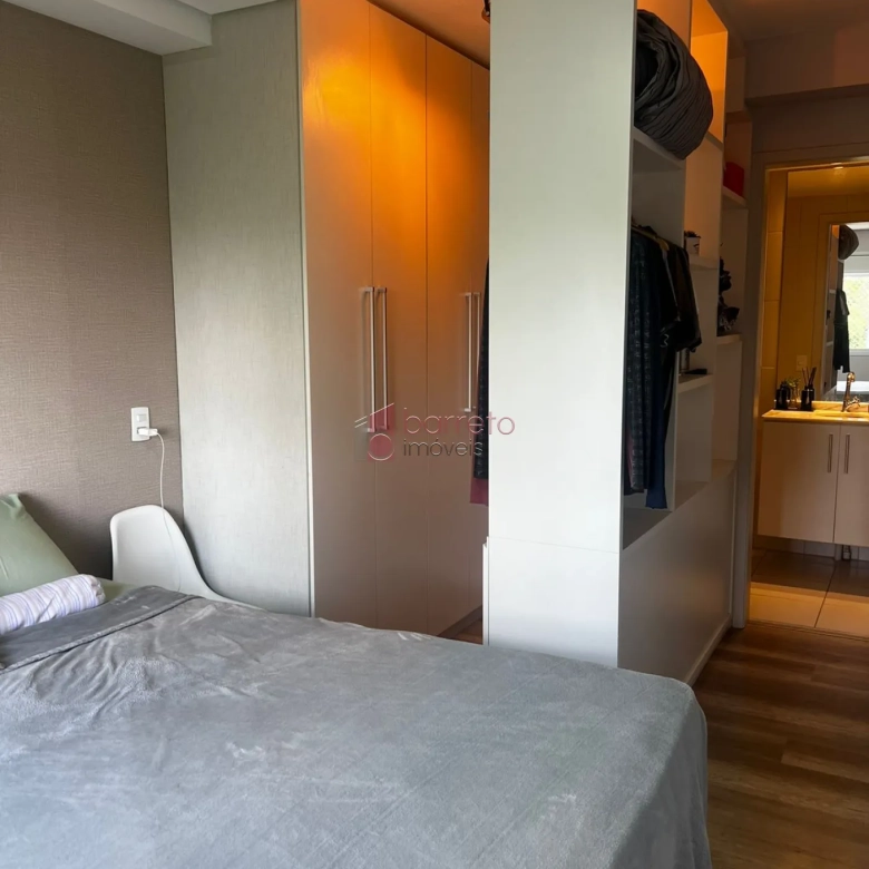APARTAMENTO MOBILIADO À VENDA NO CONDOMÍNIO SONETO – BAIRRO ENGORDADOURO EM JUNDIAÍ/SP