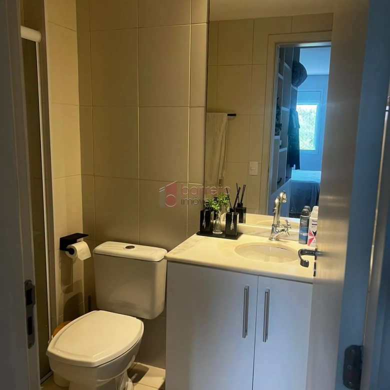 APARTAMENTO MOBILIADO À VENDA NO CONDOMÍNIO SONETO – BAIRRO ENGORDADOURO EM JUNDIAÍ/SP