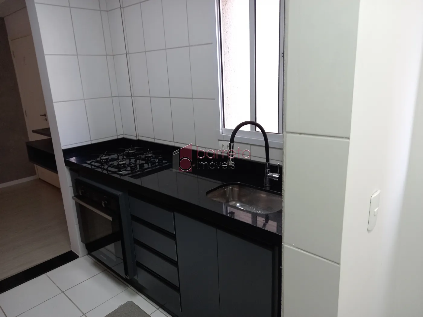 APARTAMENTO À VENDA NO CONDOMÍNIO ROYAL GARDEN NO HORTO SANTO ANTÔNIO EM JUNDIAÍ/SP