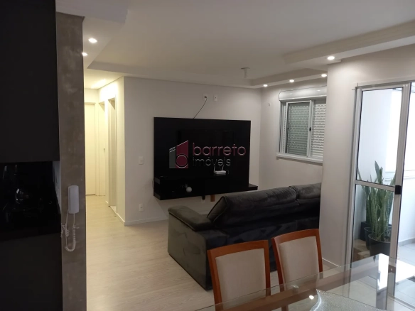 APARTAMENTO À VENDA NO CONDOMÍNIO ROYAL GARDEN NO HORTO SANTO ANTÔNIO EM JUNDIAÍ/SP