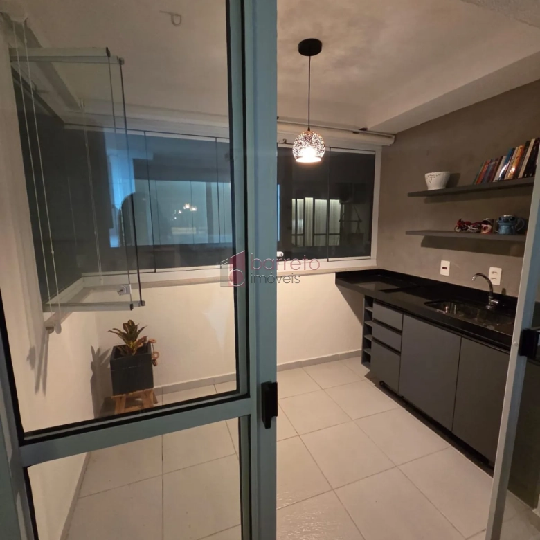 APARTAMENTO À VENDA NO CONDOMÍNIO ROYAL GARDEN NO HORTO SANTO ANTÔNIO EM JUNDIAÍ/SP