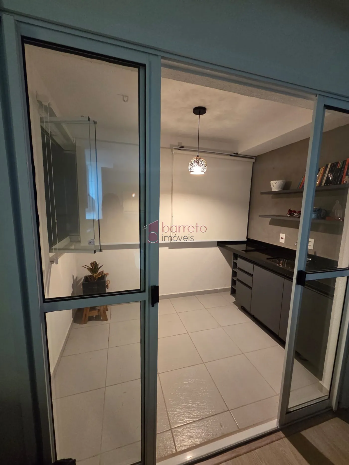 APARTAMENTO À VENDA NO CONDOMÍNIO ROYAL GARDEN NO HORTO SANTO ANTÔNIO EM JUNDIAÍ/SP