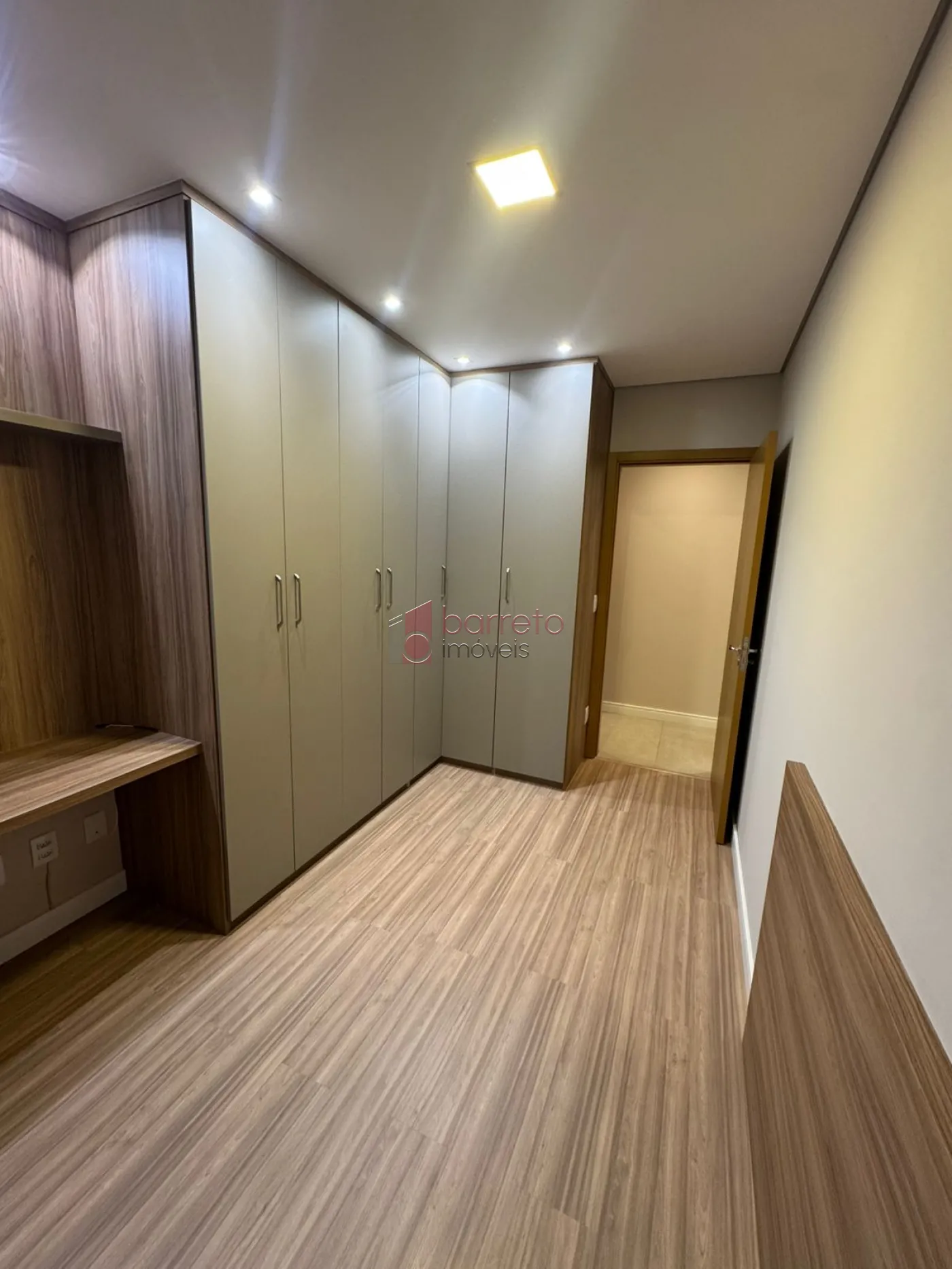 APARTAMENTO À VENDA NO CONDOMÍNIO ALTOS DA SAMUEL MARTINS – JARDIM DO LAGO – JUNDIAÍ/SP