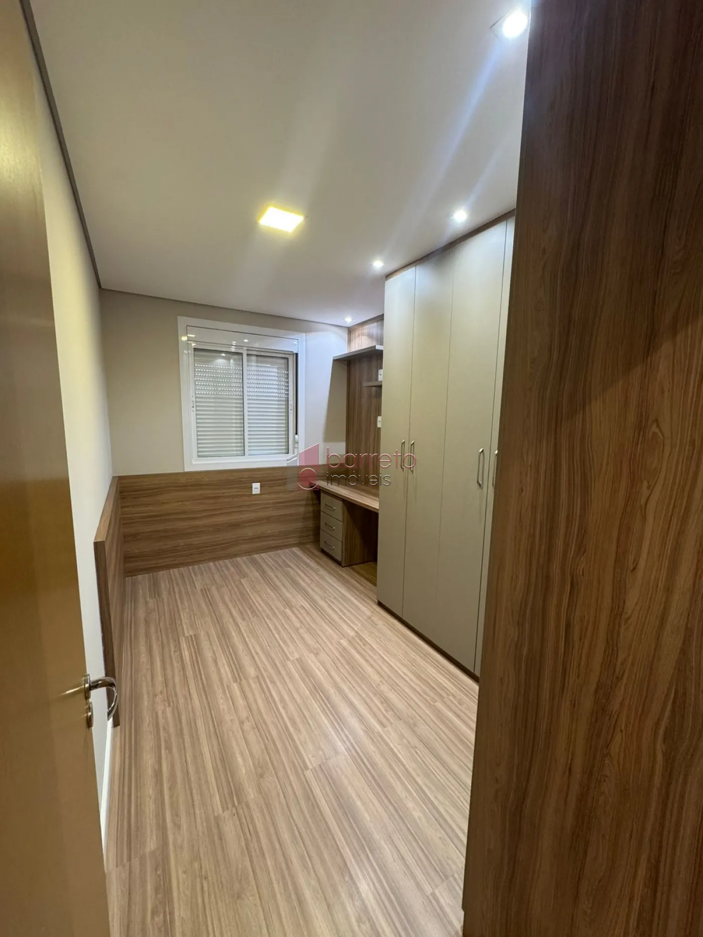 APARTAMENTO À VENDA NO CONDOMÍNIO ALTOS DA SAMUEL MARTINS – JARDIM DO LAGO – JUNDIAÍ/SP