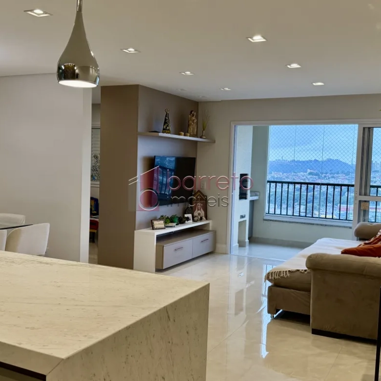 APARTAMENTO À VENDA NO CONDOMÍNIO LIBERTY EXCLUSIVE CLUB NO JARDIM MESSINA EM JUNDIAÍ/SP