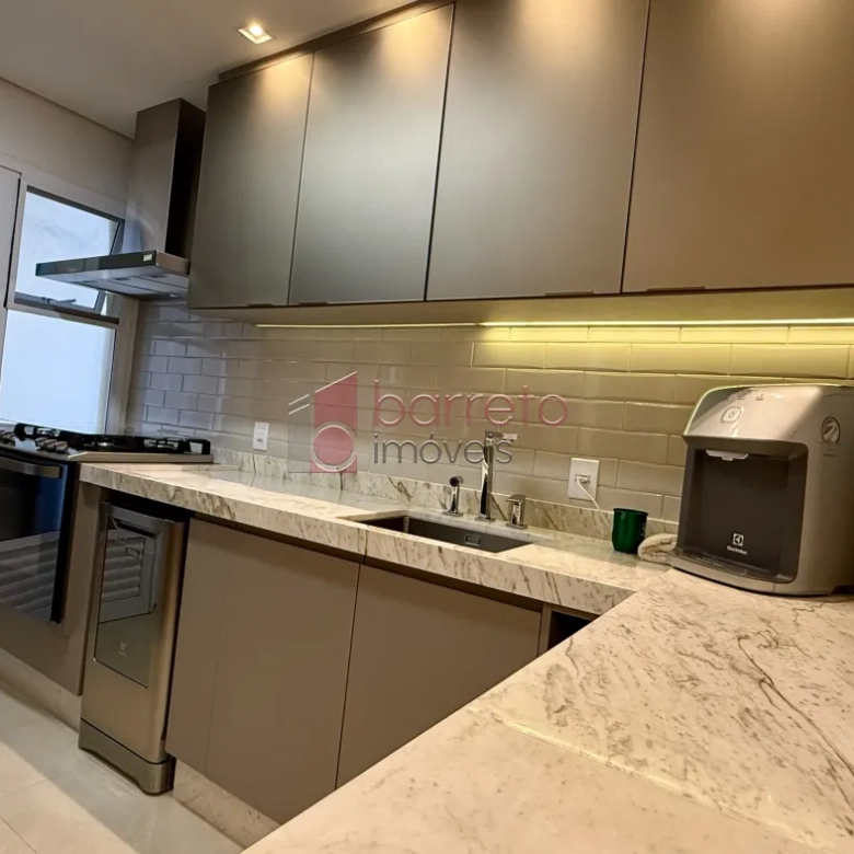 APARTAMENTO À VENDA NO CONDOMÍNIO LIBERTY EXCLUSIVE CLUB NO JARDIM MESSINA EM JUNDIAÍ/SP