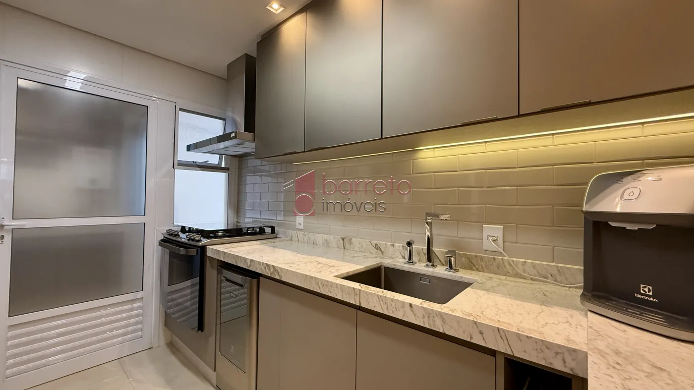APARTAMENTO À VENDA NO CONDOMÍNIO LIBERTY EXCLUSIVE CLUB NO JARDIM MESSINA EM JUNDIAÍ/SP