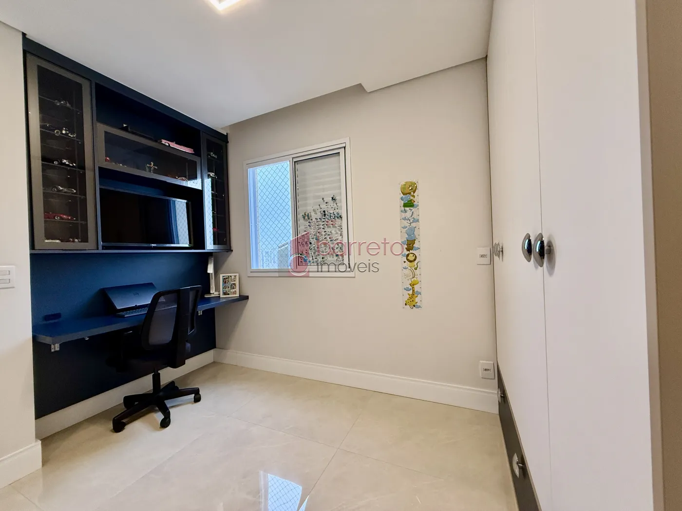 APARTAMENTO À VENDA NO CONDOMÍNIO LIBERTY EXCLUSIVE CLUB NO JARDIM MESSINA EM JUNDIAÍ/SP