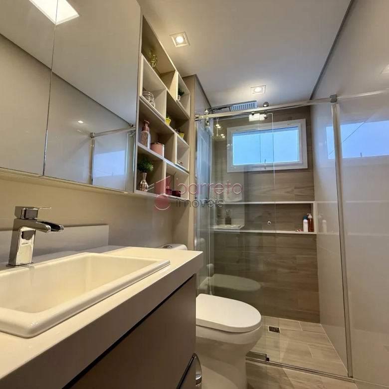 APARTAMENTO À VENDA NO CONDOMÍNIO LIBERTY EXCLUSIVE CLUB NO JARDIM MESSINA EM JUNDIAÍ/SP