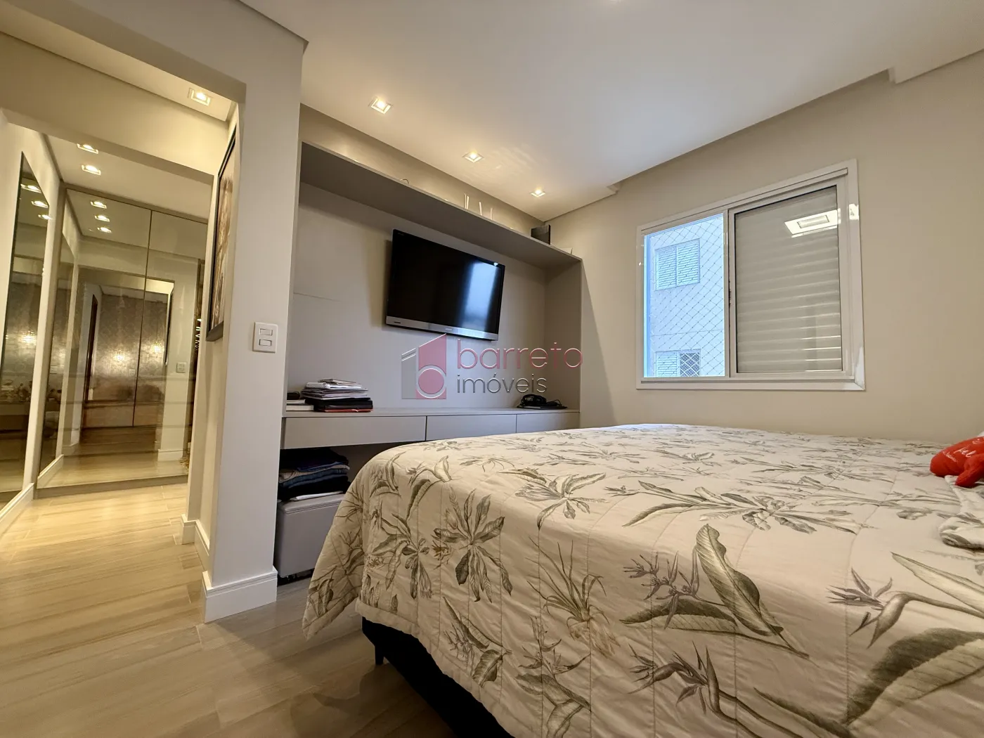 APARTAMENTO À VENDA NO CONDOMÍNIO LIBERTY EXCLUSIVE CLUB NO JARDIM MESSINA EM JUNDIAÍ/SP