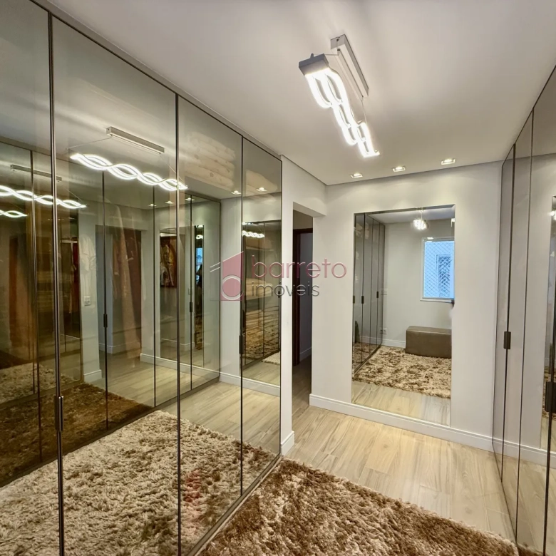 APARTAMENTO À VENDA NO CONDOMÍNIO LIBERTY EXCLUSIVE CLUB NO JARDIM MESSINA EM JUNDIAÍ/SP