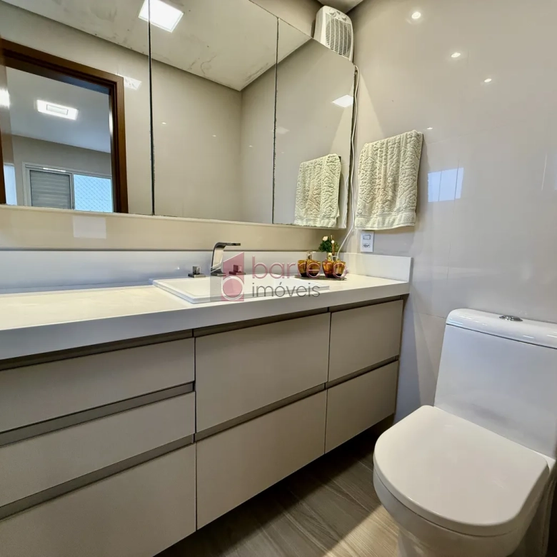 APARTAMENTO À VENDA NO CONDOMÍNIO LIBERTY EXCLUSIVE CLUB NO JARDIM MESSINA EM JUNDIAÍ/SP