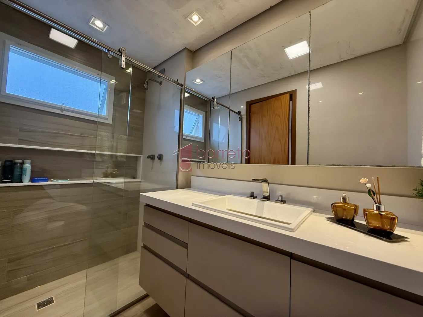 APARTAMENTO À VENDA NO CONDOMÍNIO LIBERTY EXCLUSIVE CLUB NO JARDIM MESSINA EM JUNDIAÍ/SP
