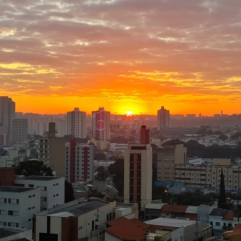 APARTAMENTO À VENDA NO CONDOMÍNIO LIBERTY EXCLUSIVE CLUB NO JARDIM MESSINA EM JUNDIAÍ/SP