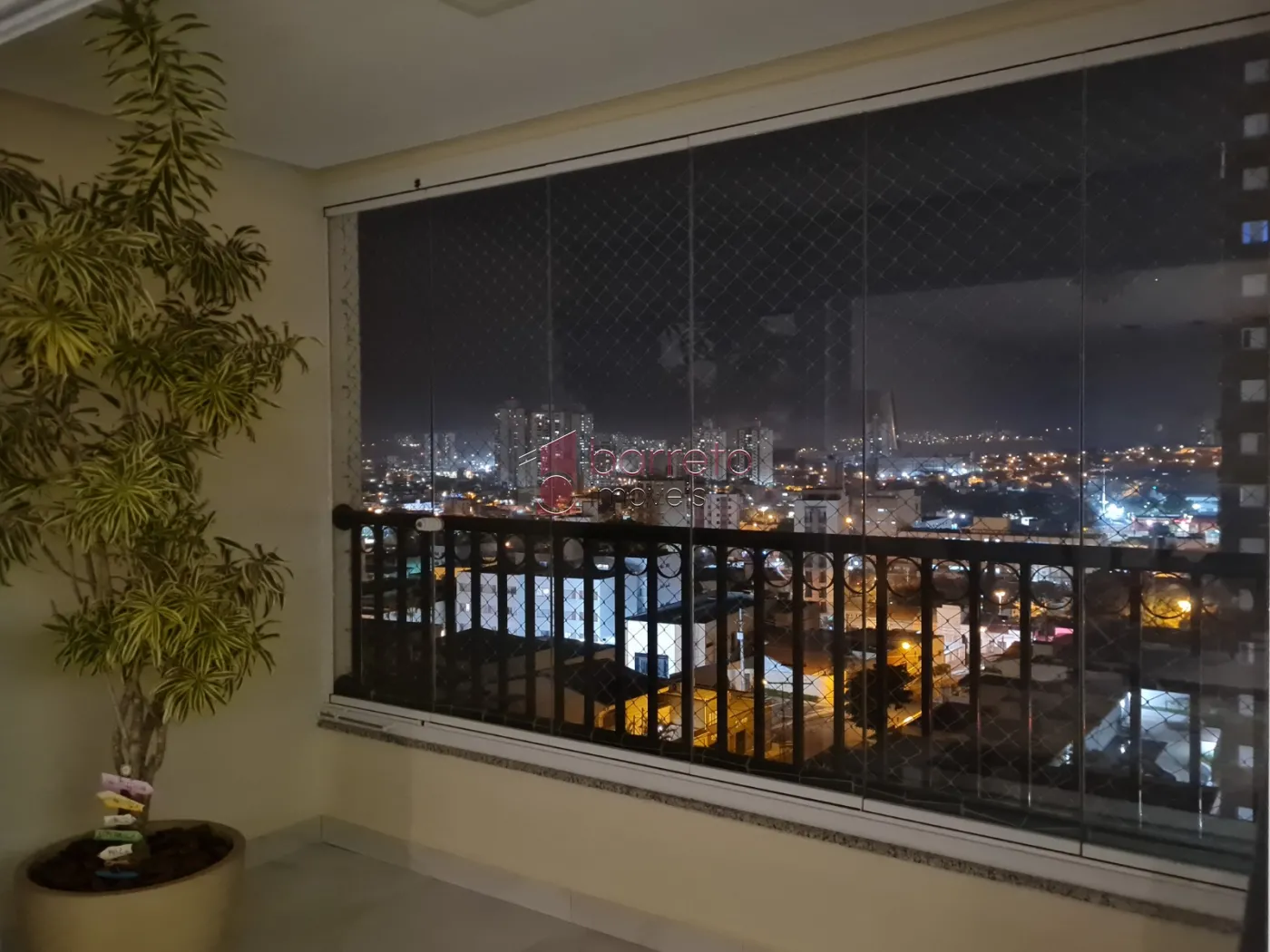 APARTAMENTO À VENDA NO CONDOMÍNIO LIBERTY EXCLUSIVE CLUB NO JARDIM MESSINA EM JUNDIAÍ/SP