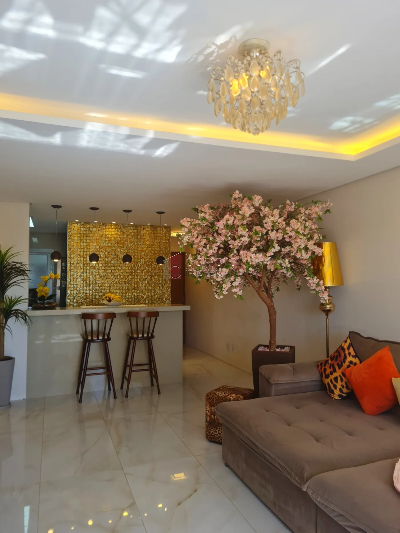APARTAMENTO À VENDA NO CONDOMÍNIO LIBERTY EXCLUSIVE CLUB NO JARDIM MESSINA EM JUNDIAÍ/SP