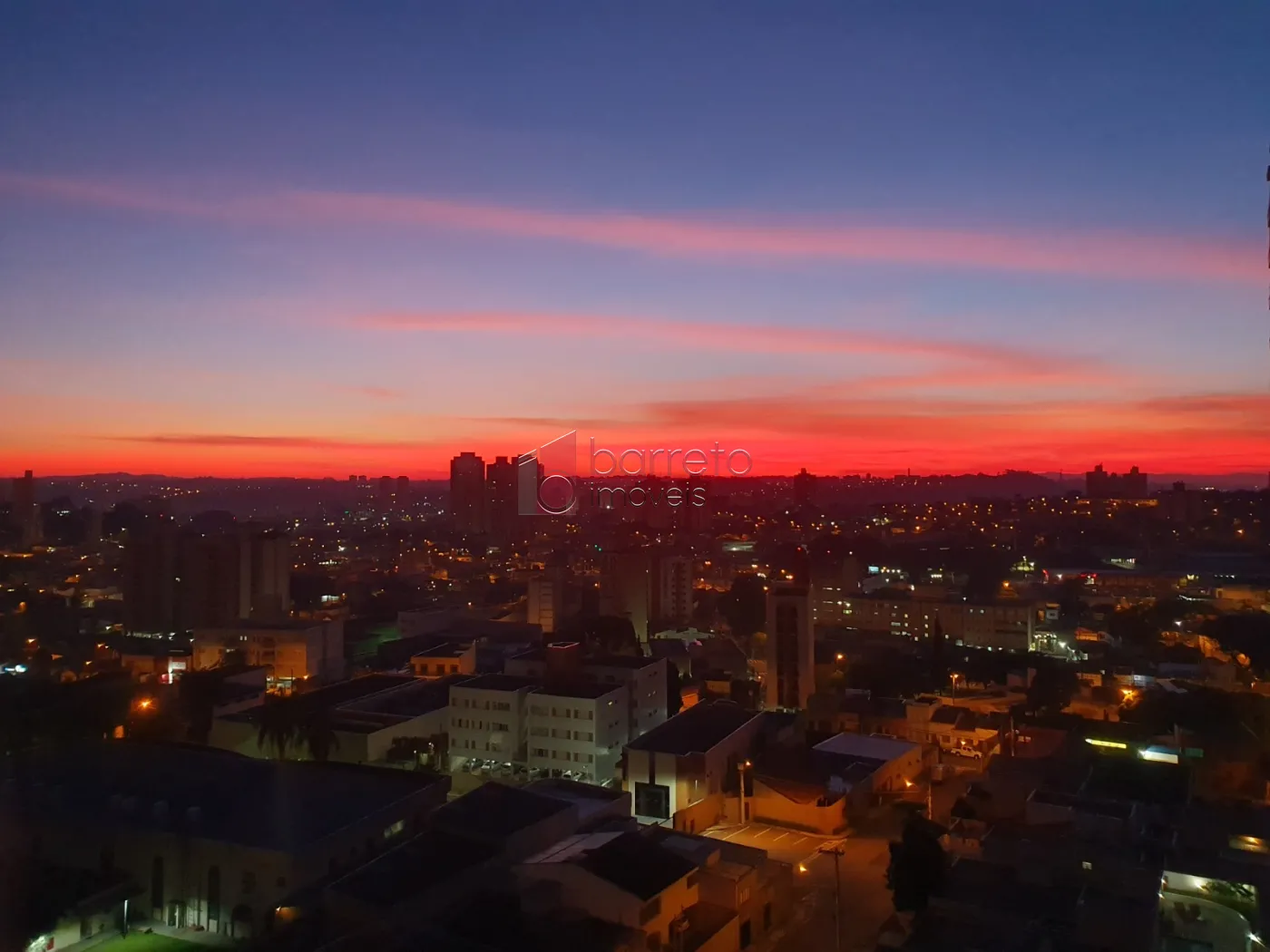 APARTAMENTO À VENDA NO CONDOMÍNIO LIBERTY EXCLUSIVE CLUB NO JARDIM MESSINA EM JUNDIAÍ/SP