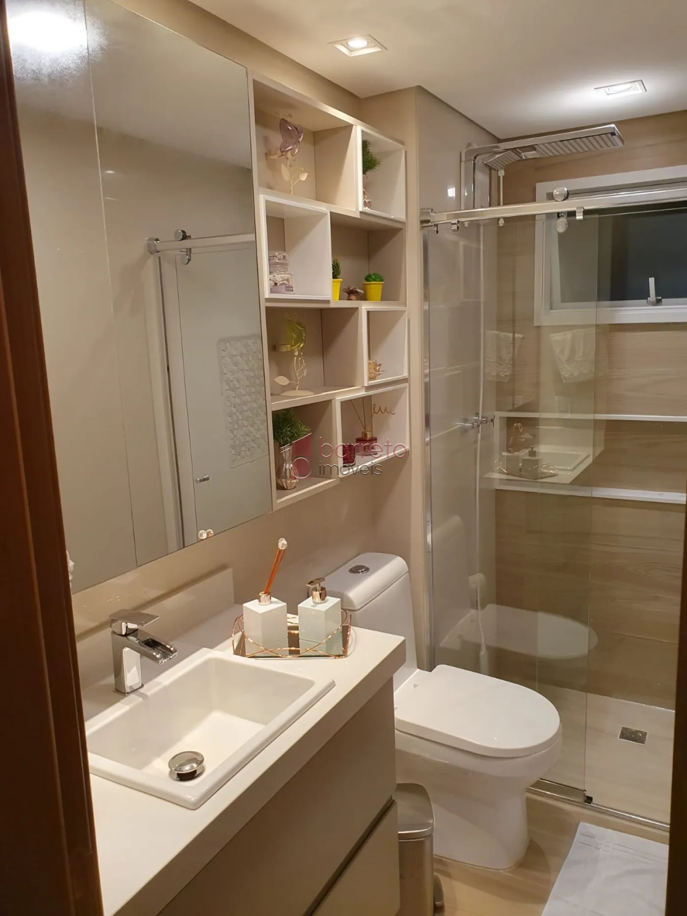 APARTAMENTO À VENDA NO CONDOMÍNIO LIBERTY EXCLUSIVE CLUB NO JARDIM MESSINA EM JUNDIAÍ/SP