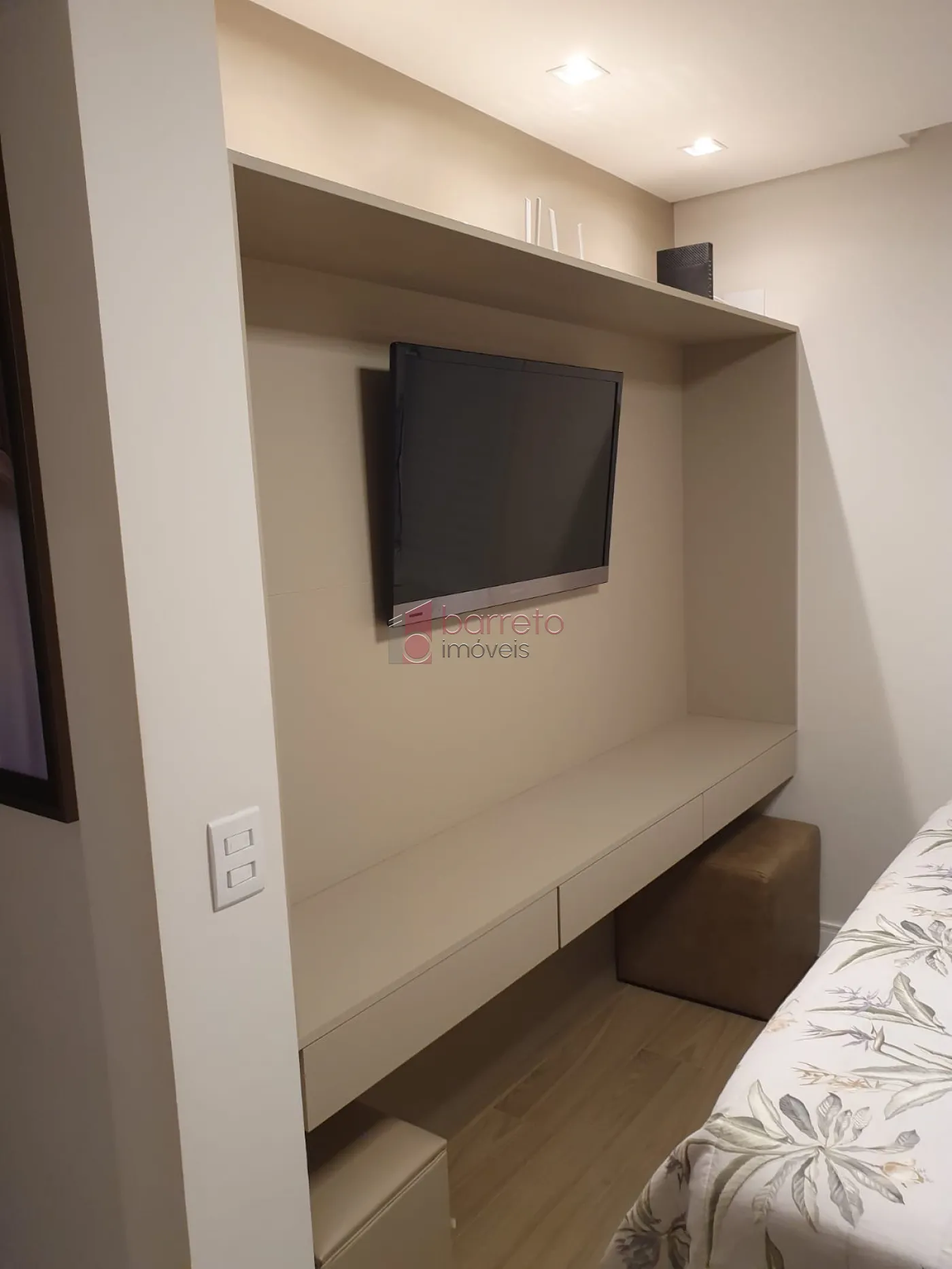 APARTAMENTO À VENDA NO CONDOMÍNIO LIBERTY EXCLUSIVE CLUB NO JARDIM MESSINA EM JUNDIAÍ/SP
