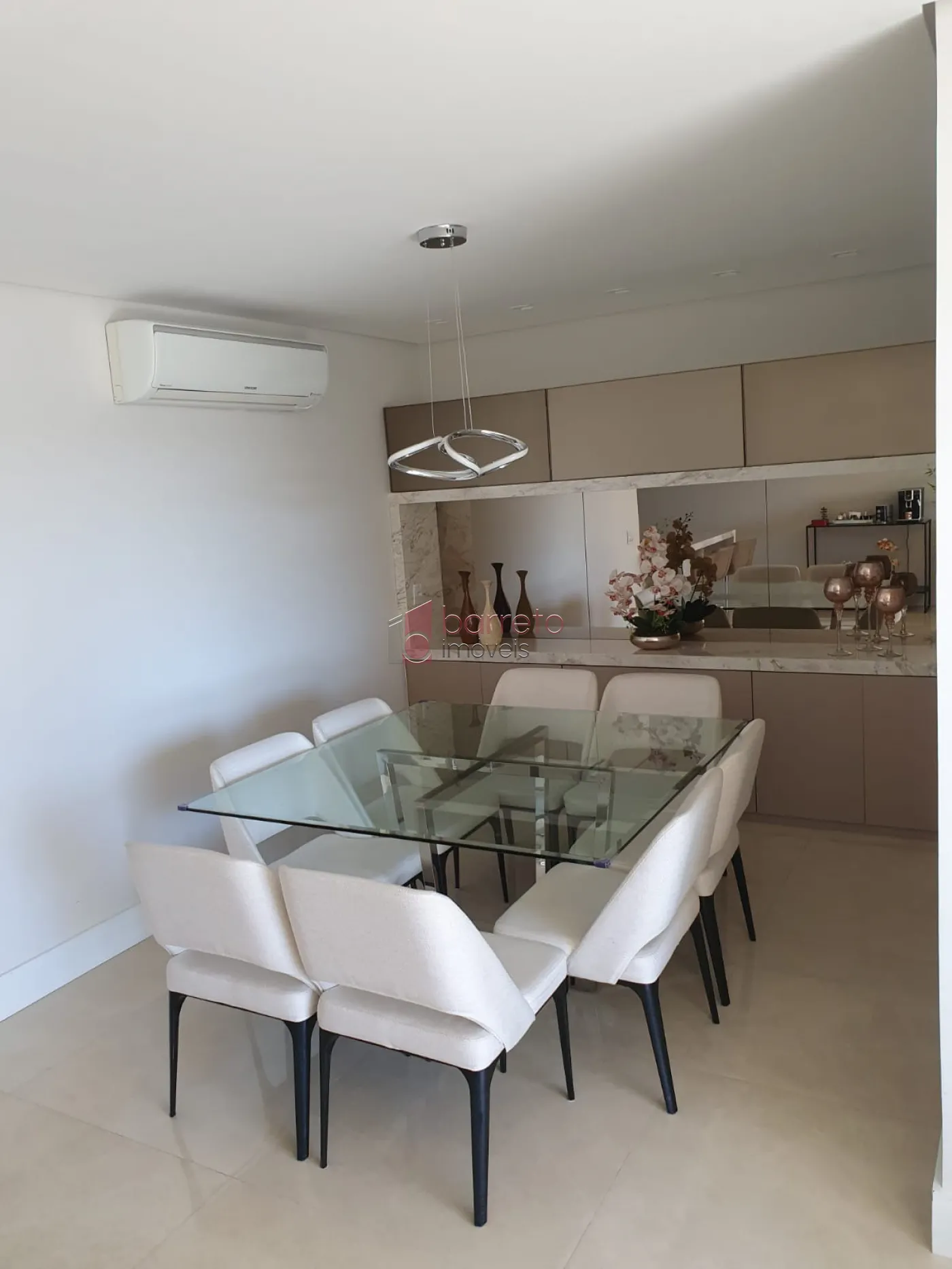 APARTAMENTO À VENDA NO CONDOMÍNIO LIBERTY EXCLUSIVE CLUB NO JARDIM MESSINA EM JUNDIAÍ/SP