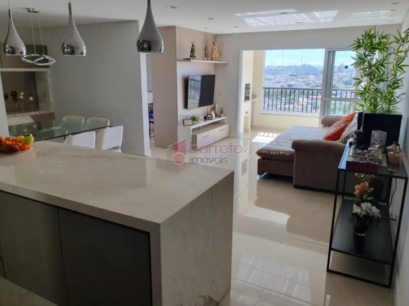 APARTAMENTO À VENDA NO CONDOMÍNIO LIBERTY EXCLUSIVE CLUB NO JARDIM MESSINA EM JUNDIAÍ/SP