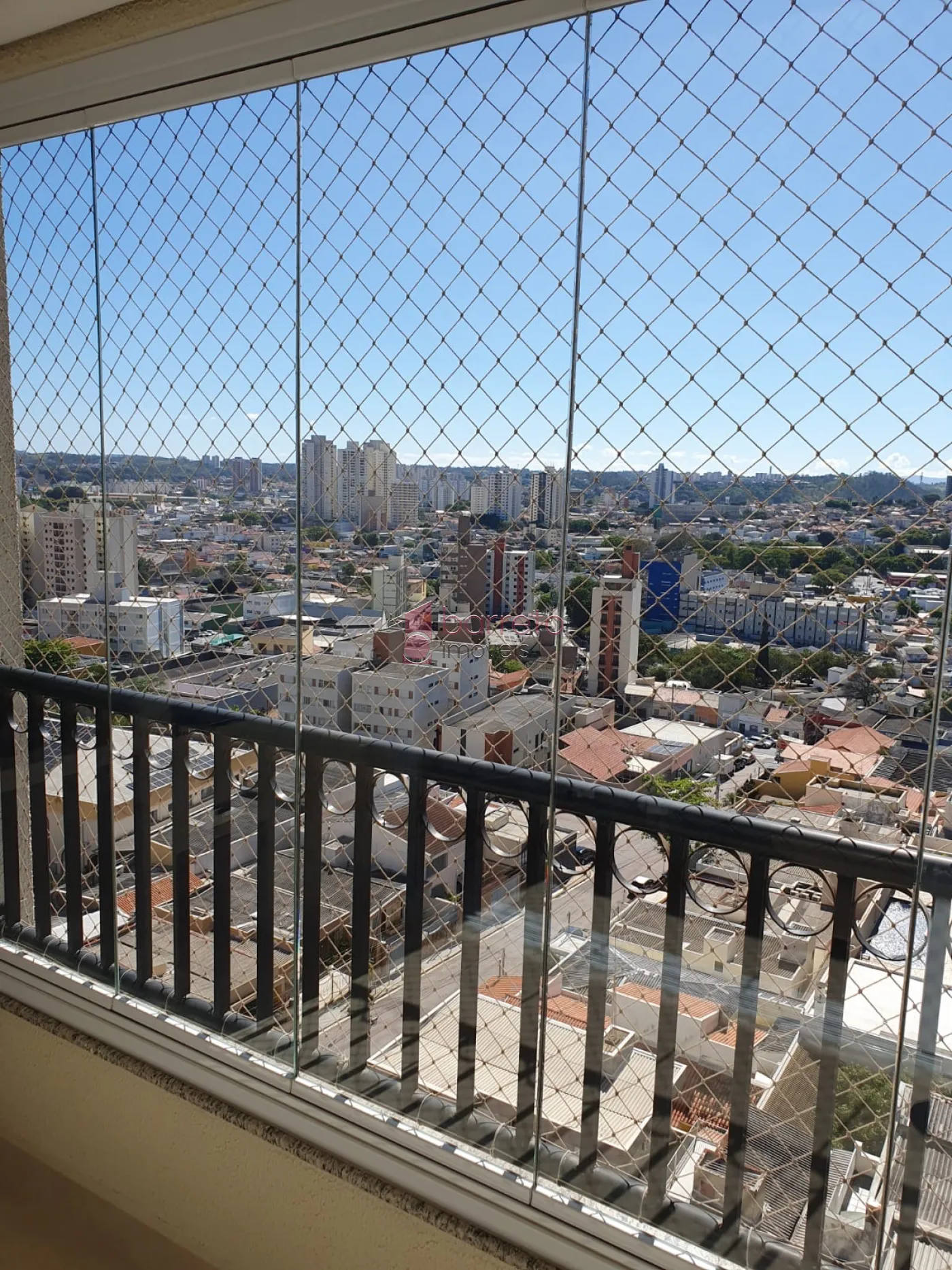 APARTAMENTO À VENDA NO CONDOMÍNIO LIBERTY EXCLUSIVE CLUB NO JARDIM MESSINA EM JUNDIAÍ/SP