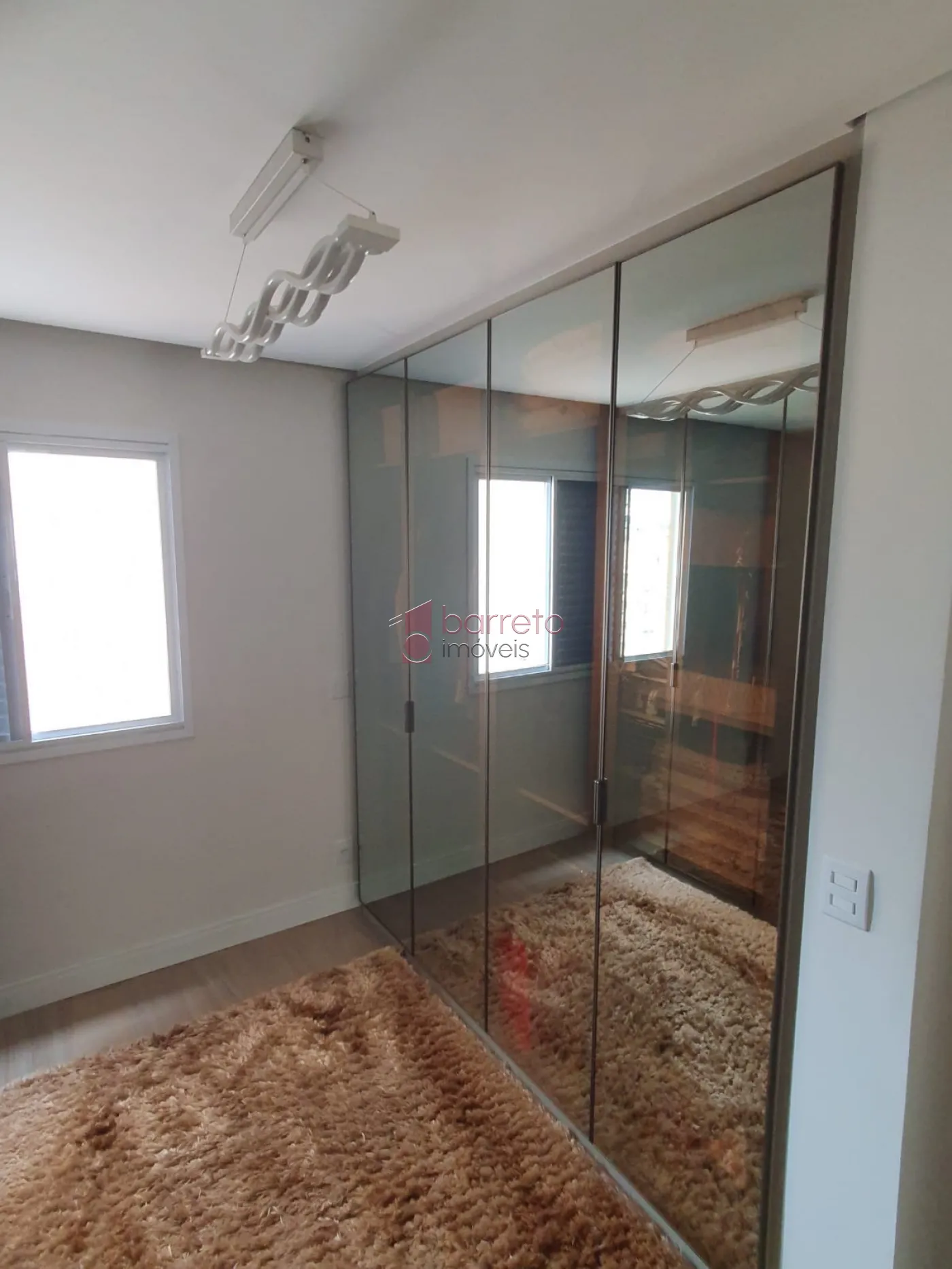 APARTAMENTO À VENDA NO CONDOMÍNIO LIBERTY EXCLUSIVE CLUB NO JARDIM MESSINA EM JUNDIAÍ/SP