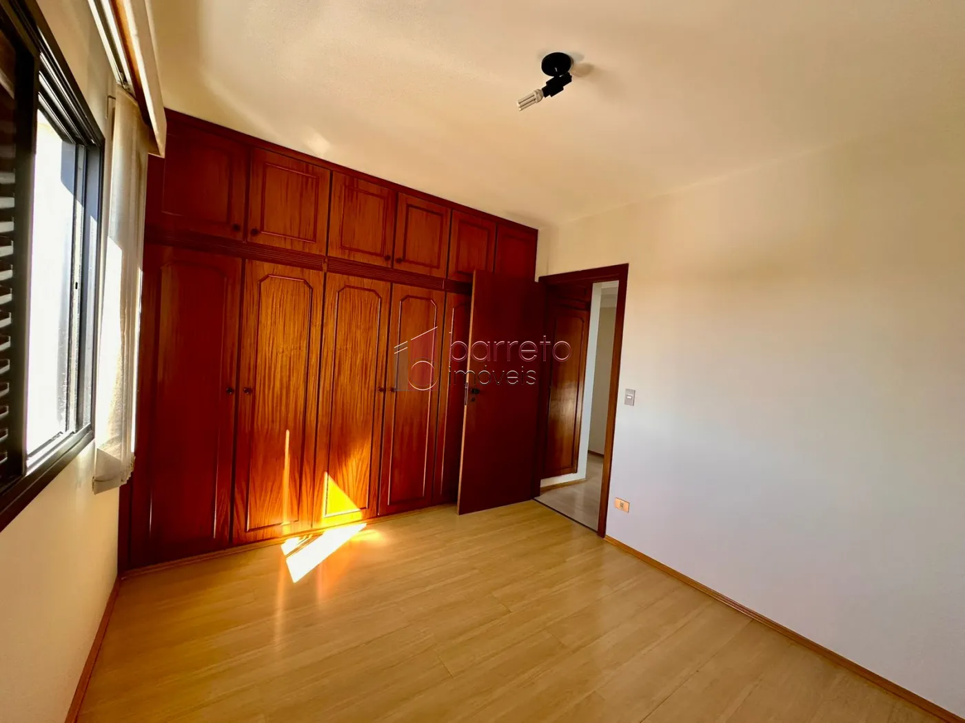 APARTAMENTO À VENDA NO EDIFÍCIO TROPICAL – JARDIM PARIS – JUNDIAÍ/SP