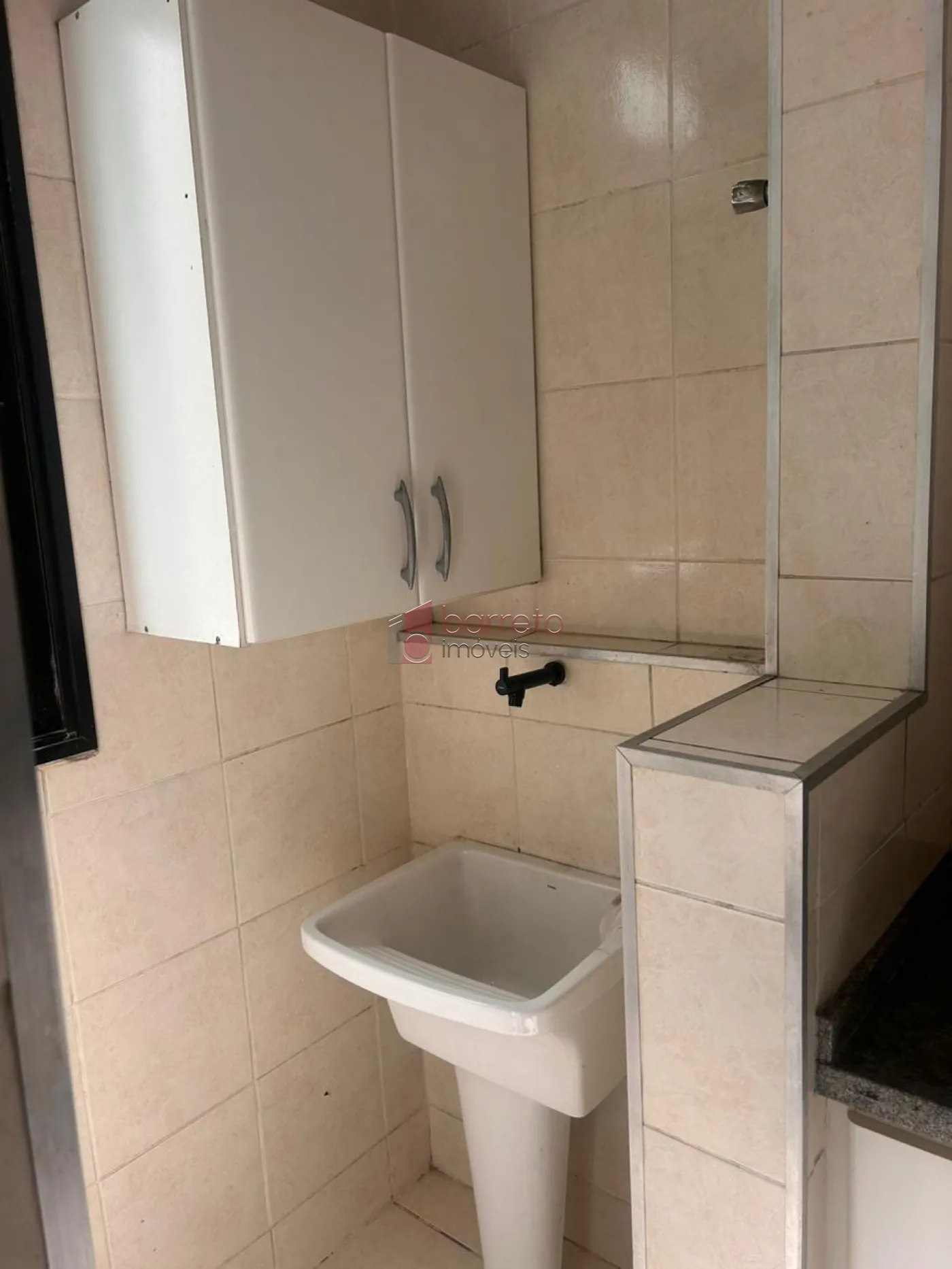 APARTAMENTO MOBILIADO PARA LOCAÇÃO NO CONDOMÍNIO CHÁCARA DAS FLORES II – JUNDIAÍ/SP