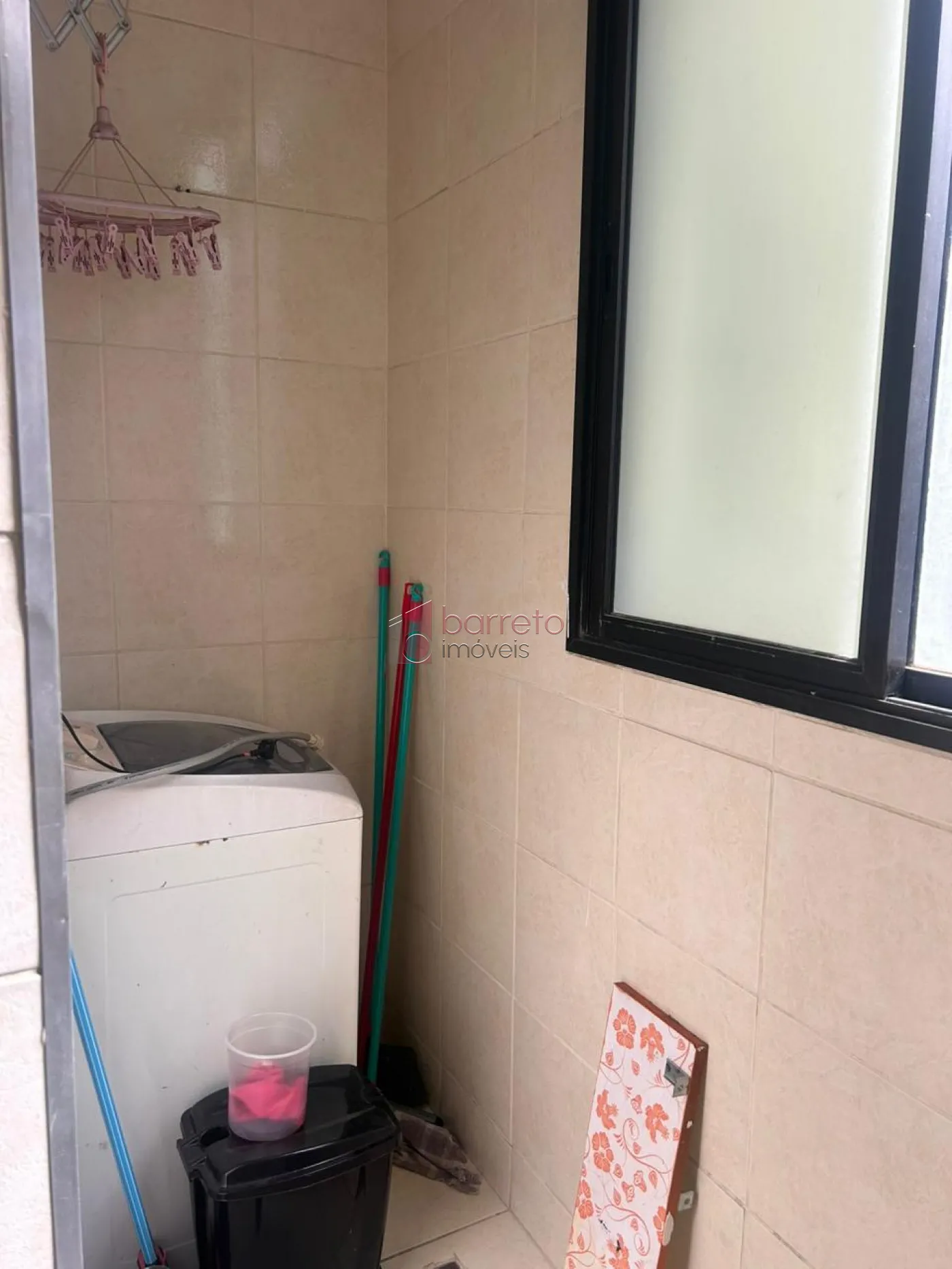 APARTAMENTO MOBILIADO PARA LOCAÇÃO NO CONDOMÍNIO CHÁCARA DAS FLORES II – JUNDIAÍ/SP