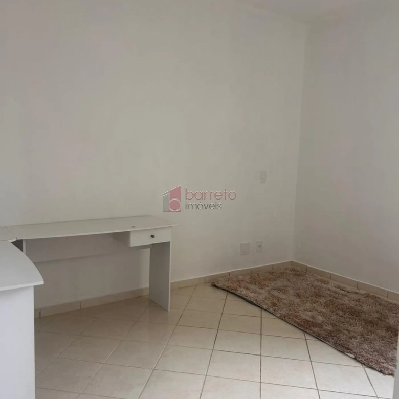 APARTAMENTO MOBILIADO PARA LOCAÇÃO NO CONDOMÍNIO CHÁCARA DAS FLORES II – JUNDIAÍ/SP