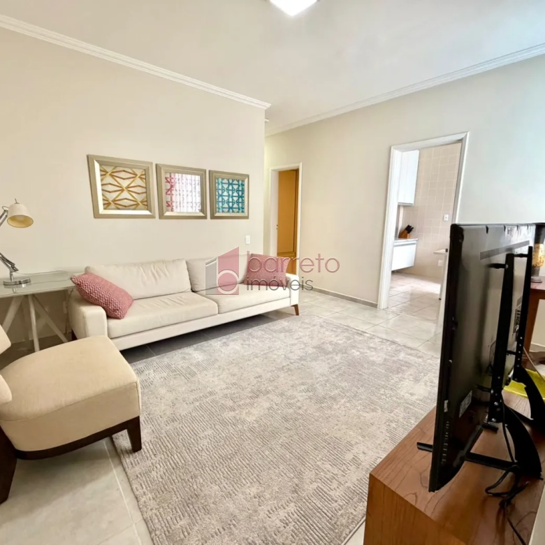 APARTAMENTO PORTEIRA FECHADA COM 02 QUARTOS À VENDA NO CONDOMÍNIO CHÁCARA DAS FLORES – JUNDIAÍ/SP